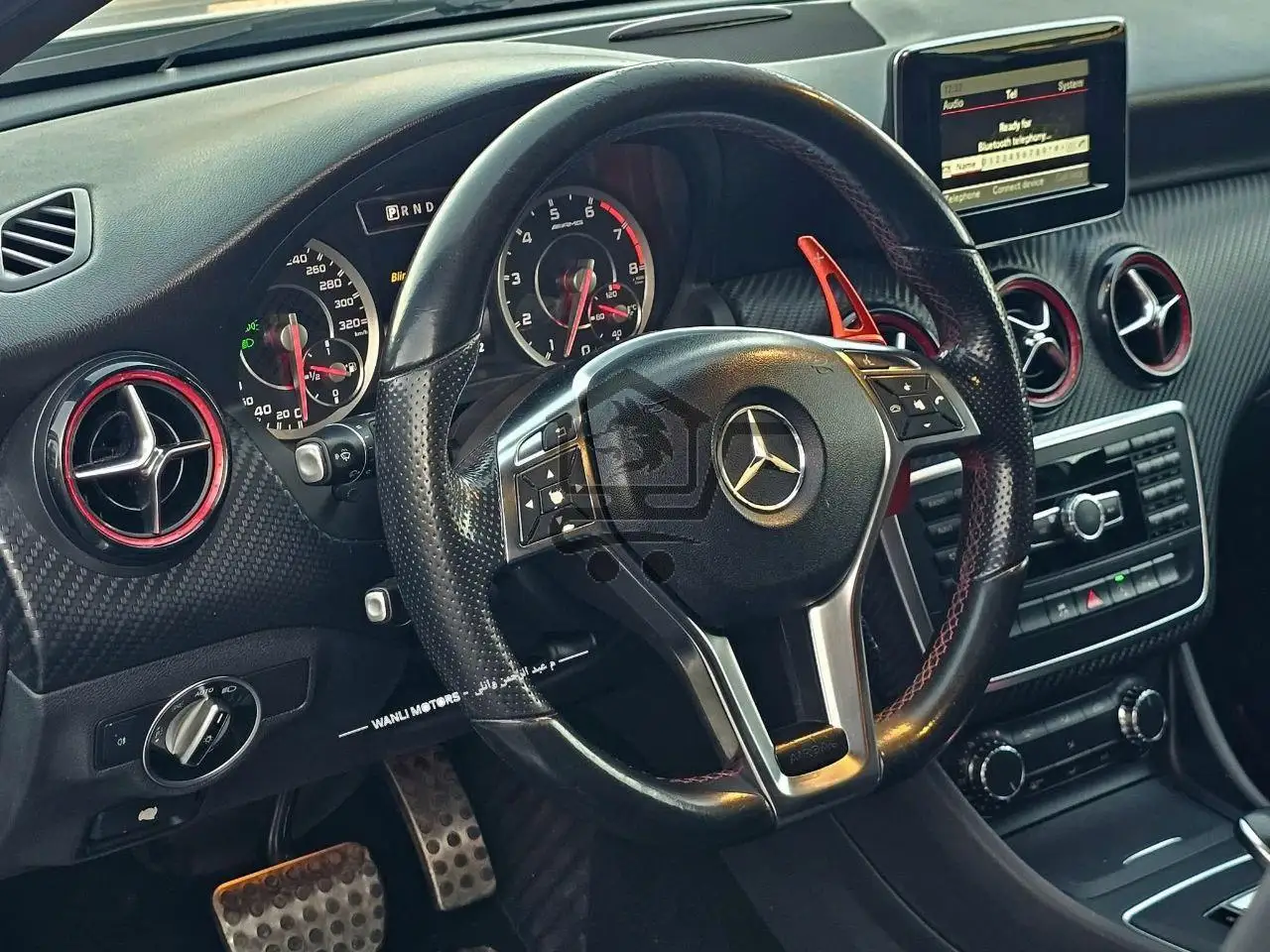 AMG MERCEDES-BENZ A45 - الصورة 6