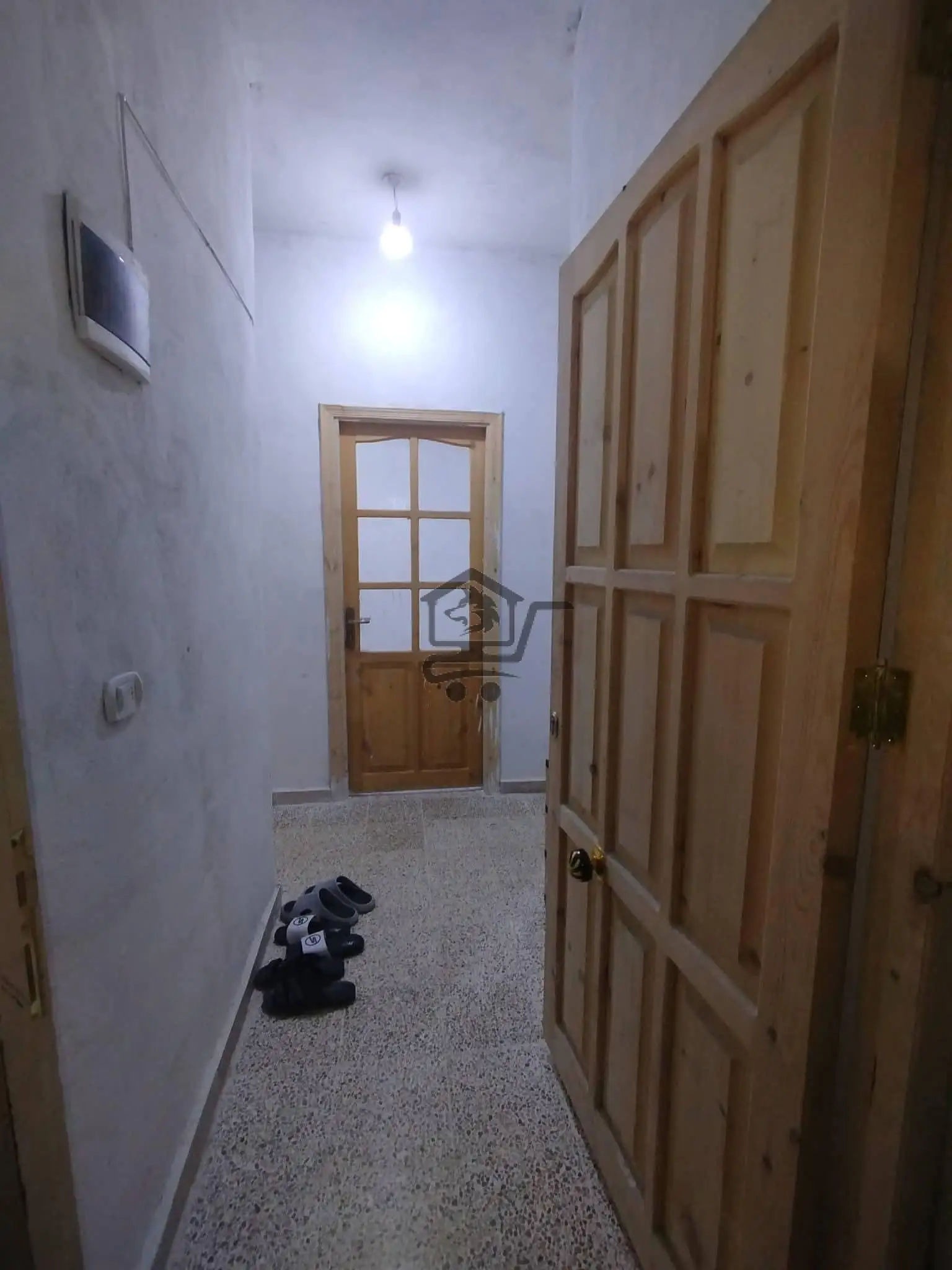 للبيع منزل في الميدان - الصورة 2