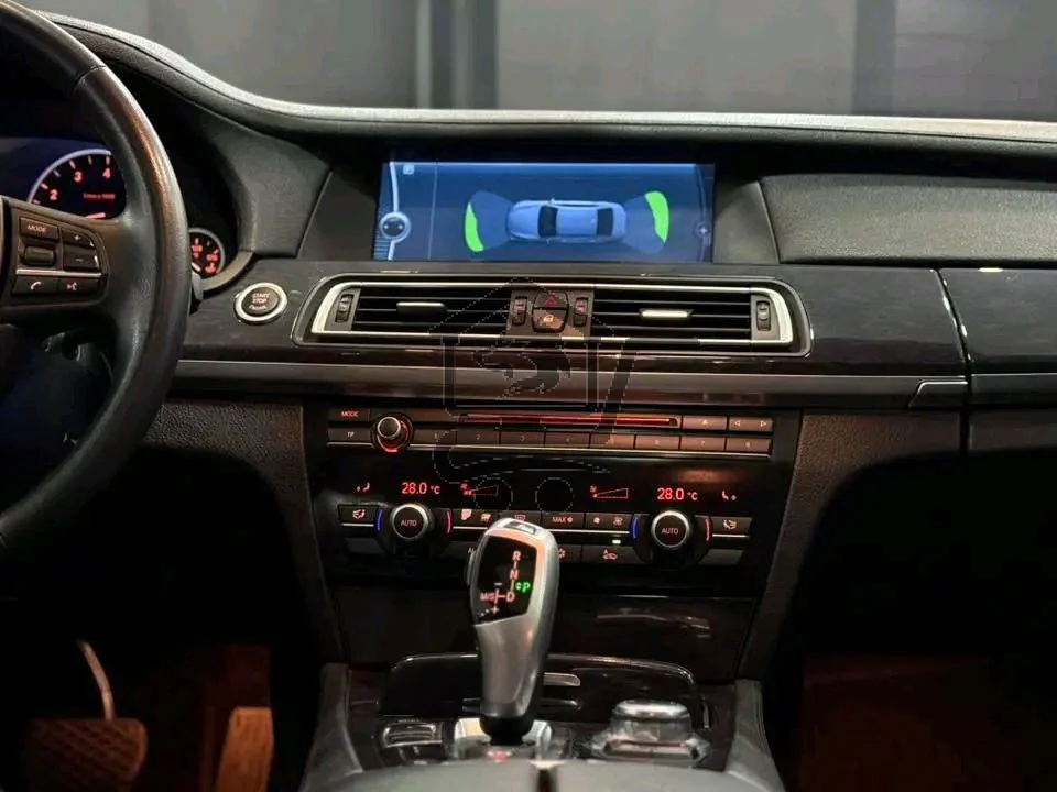 BMW 730Li - الصورة 5