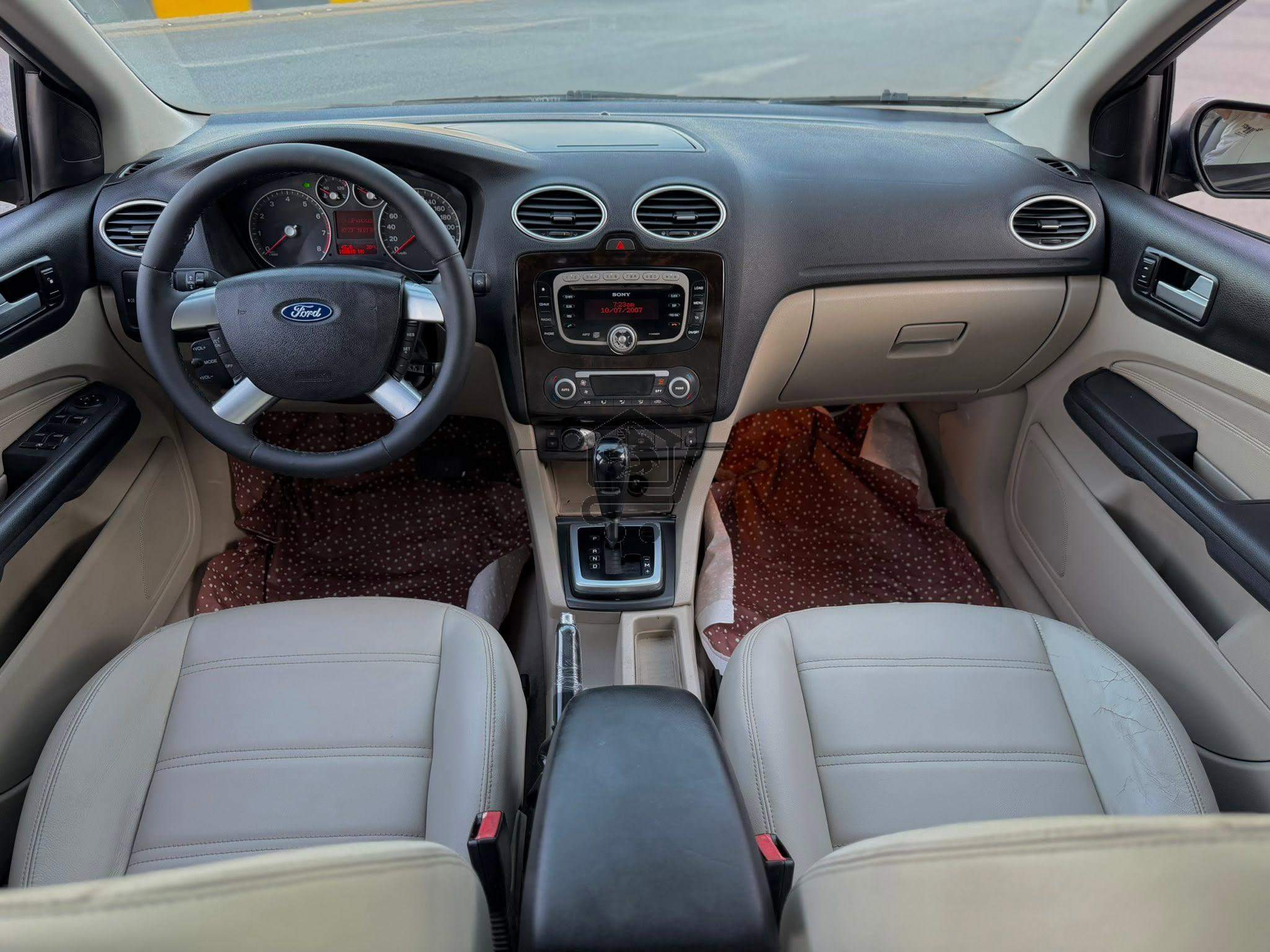 Ford Focus 2007 - الصورة 9