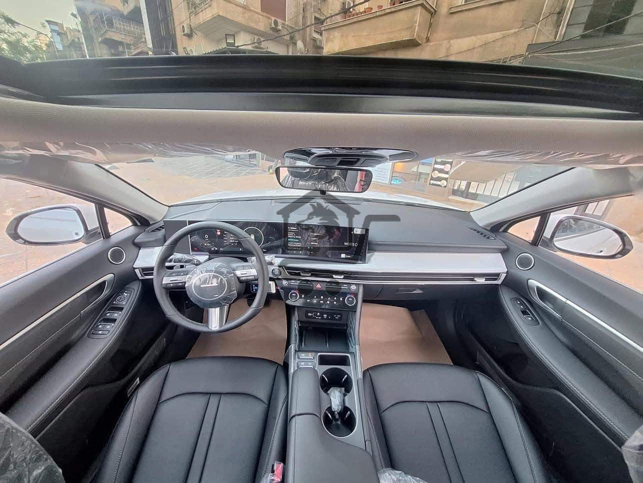 Hyundai Sonata N Line - الصورة 9