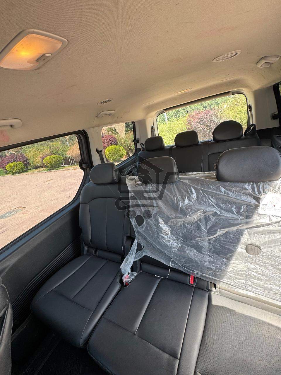 فان هيونداي ستاريا 2022 HTRAC - الصورة 8