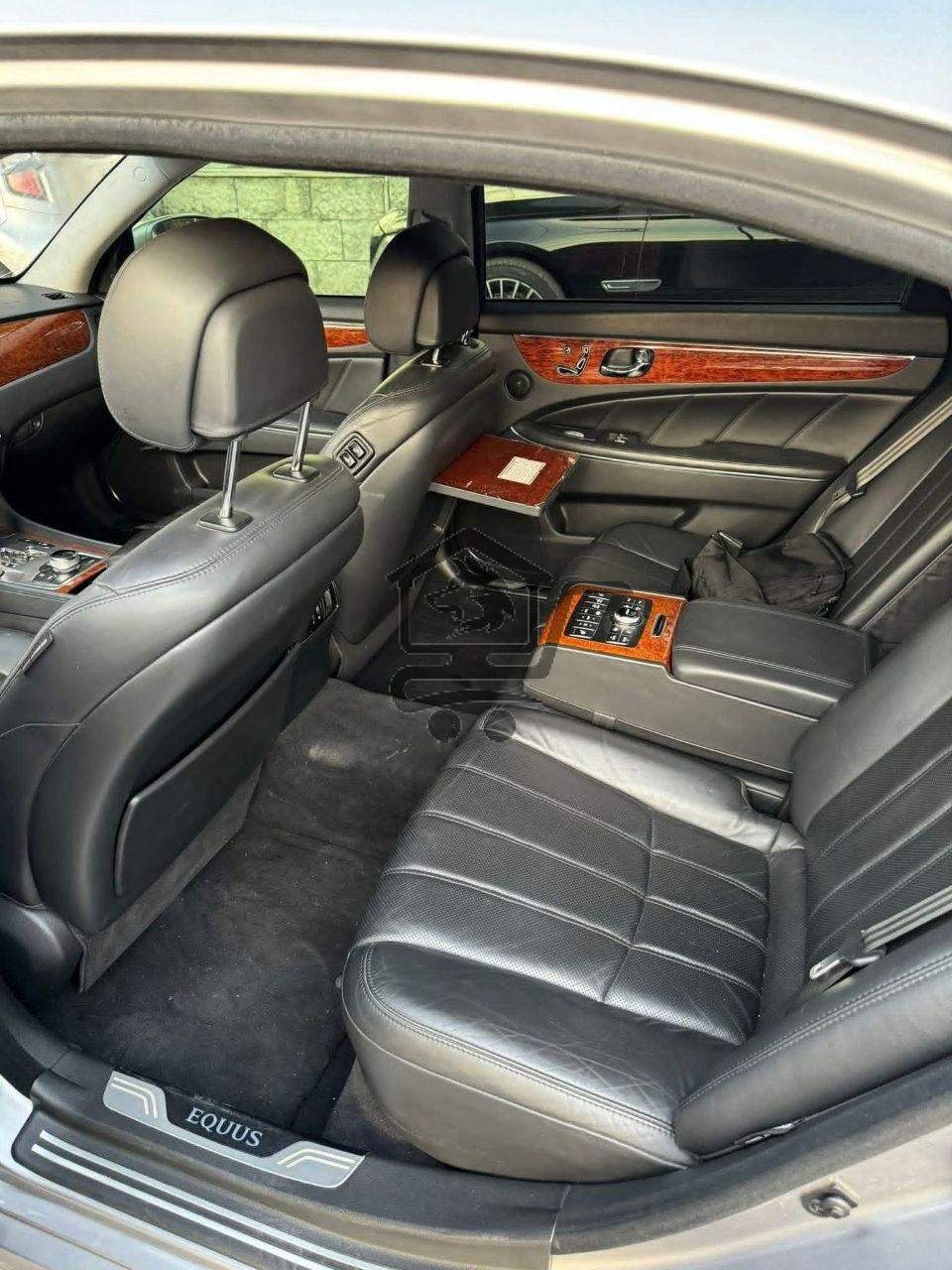 Hyundai Centennial 2011 - الصورة 8