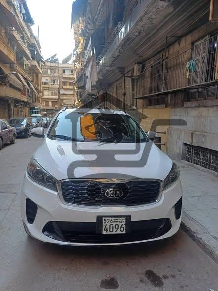 كيا سورينتو - الصورة 1
