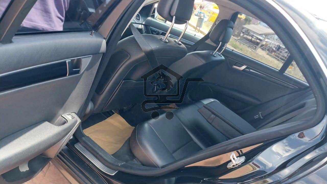 Mercedes Benz - الصورة 8
