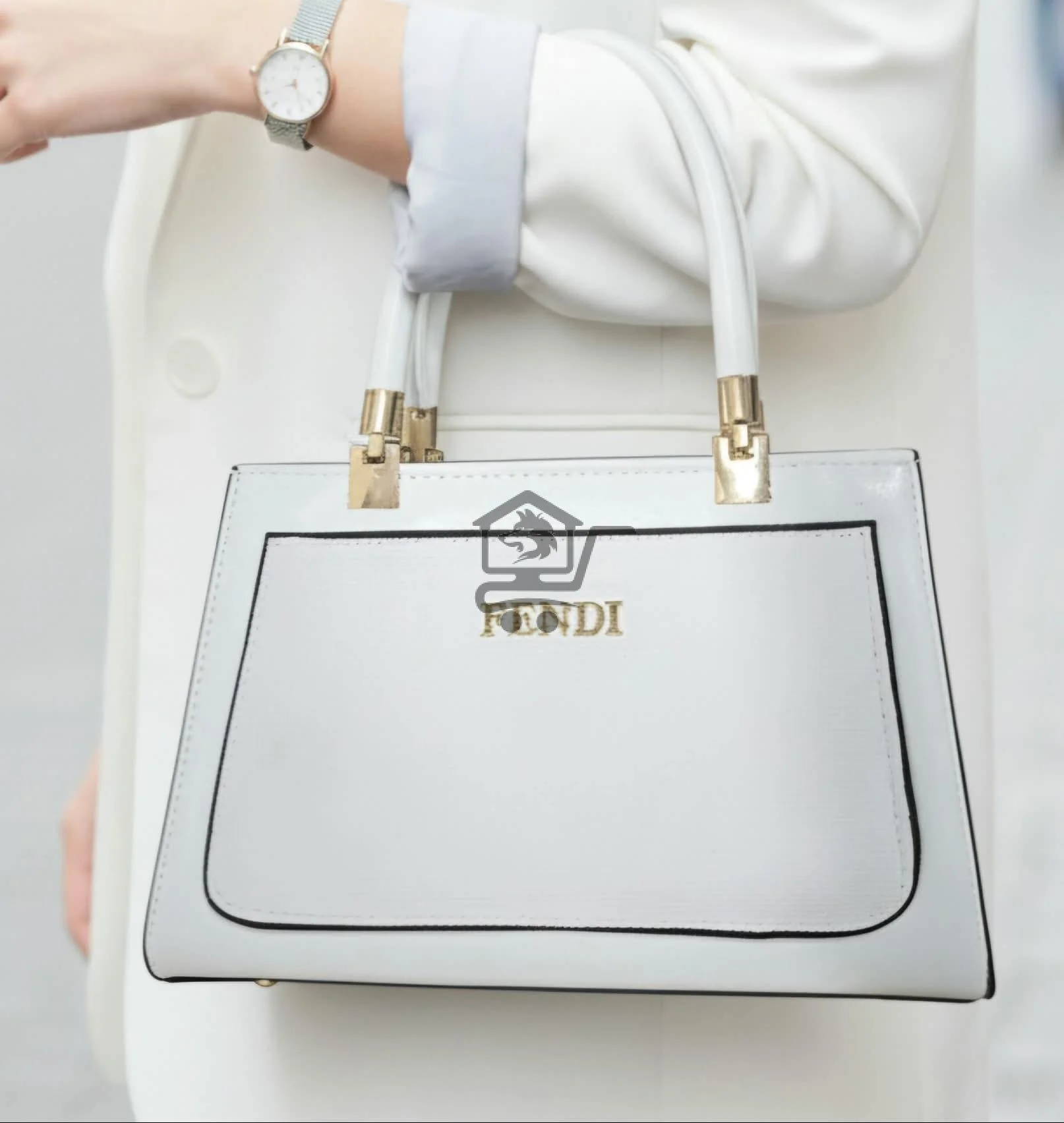 حقيبة من Fendi - الصورة 2