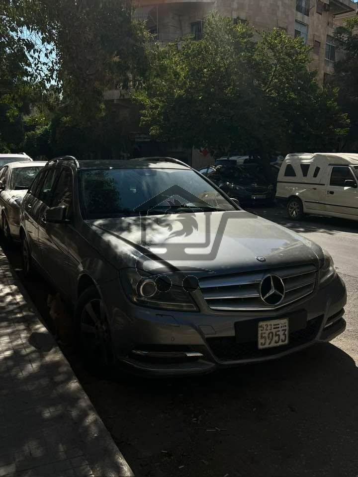مارسيدس c200 - الصورة 4