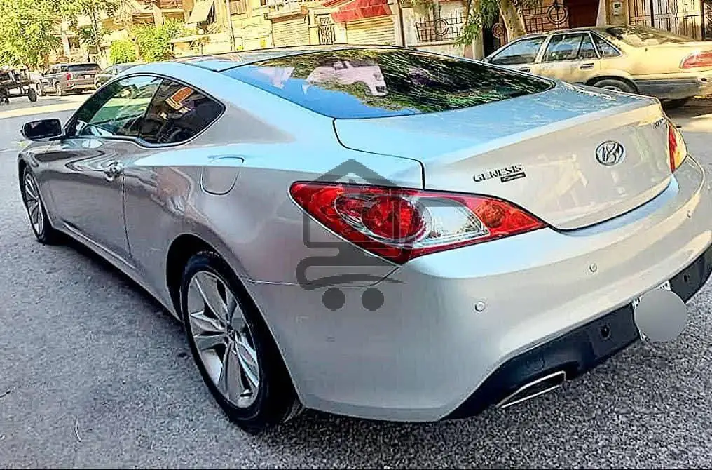 جنيسس - الصورة 2