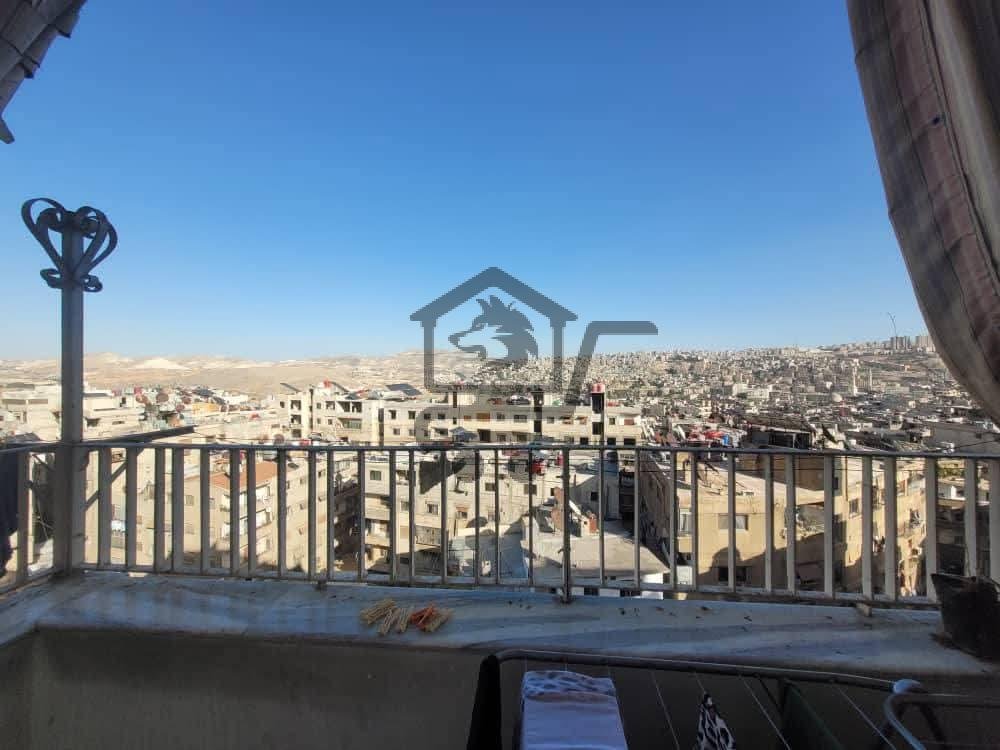 شقة بإطلالة مفتوحة - الصورة 1