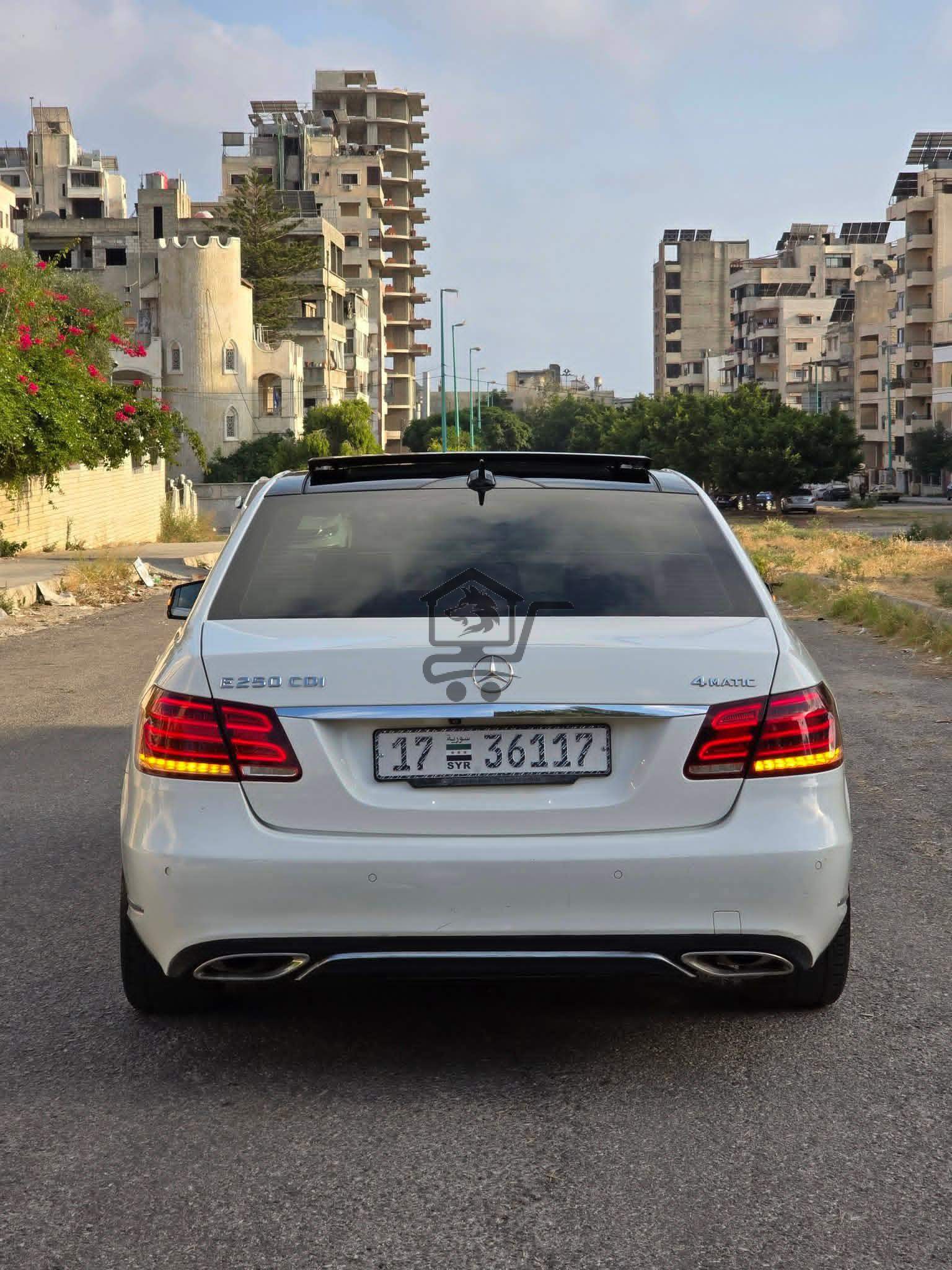 Mercedes E250 - الصورة 7