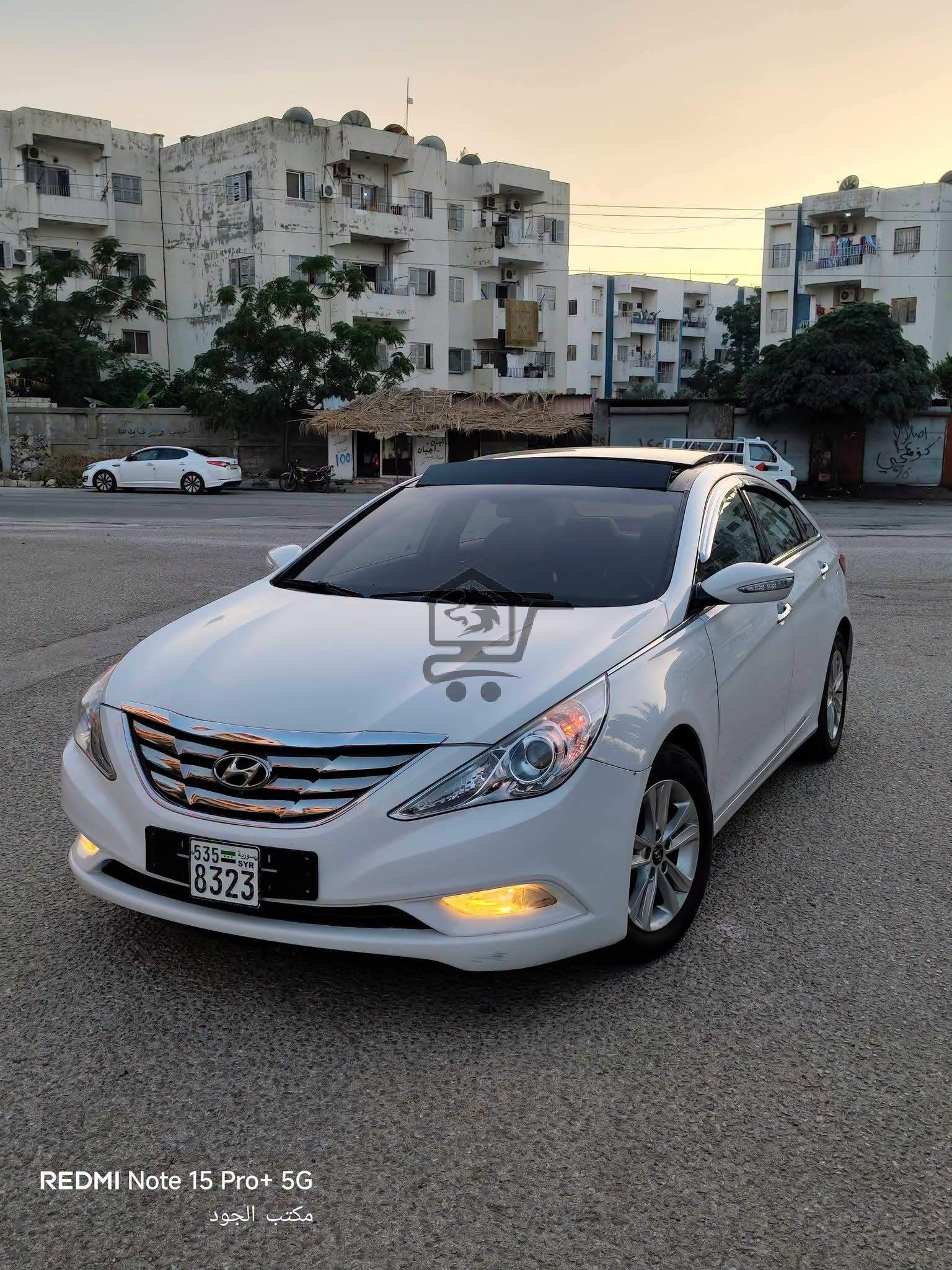Hyundai Sonata - الصورة 1