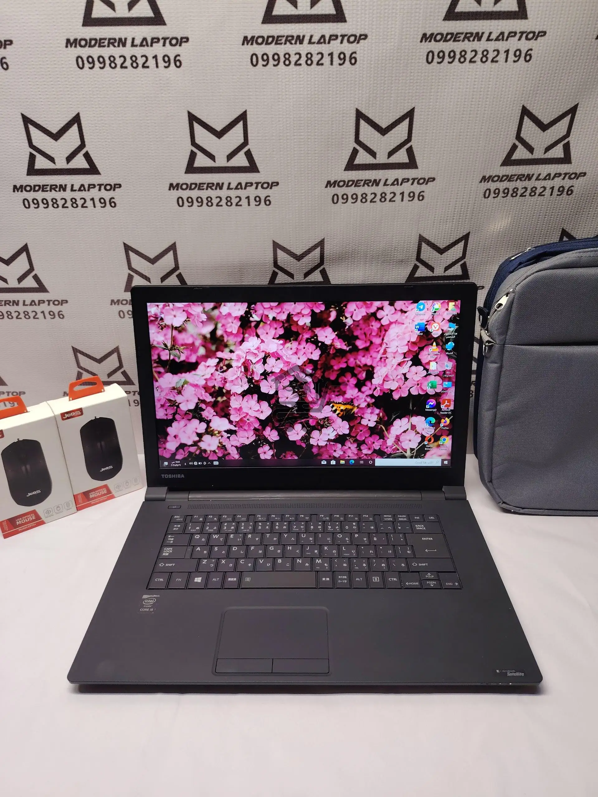 عرض لابتوب من شركة TOSHIBA - الصورة 1