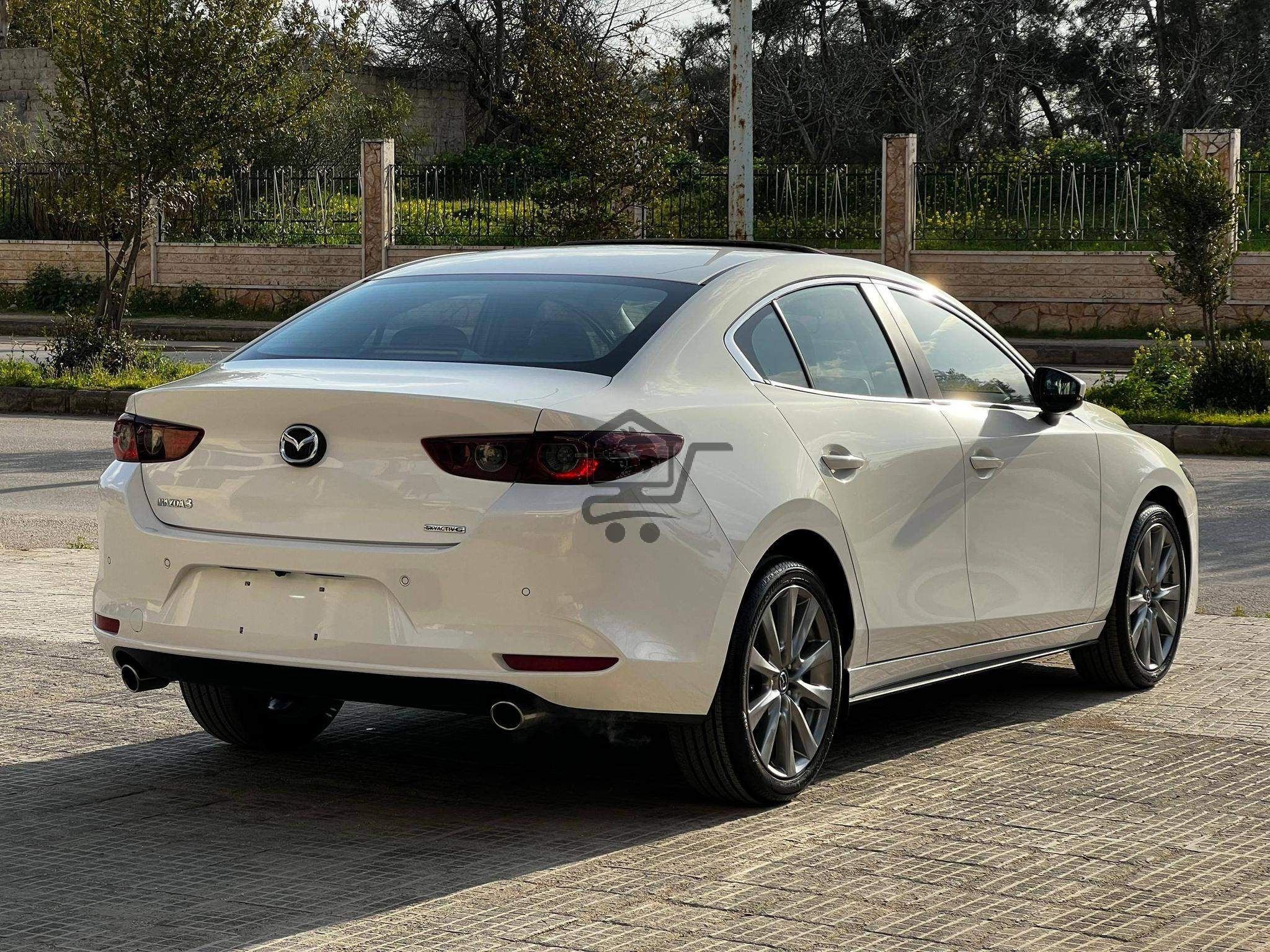 Mazda Zoom 3 - الصورة 4