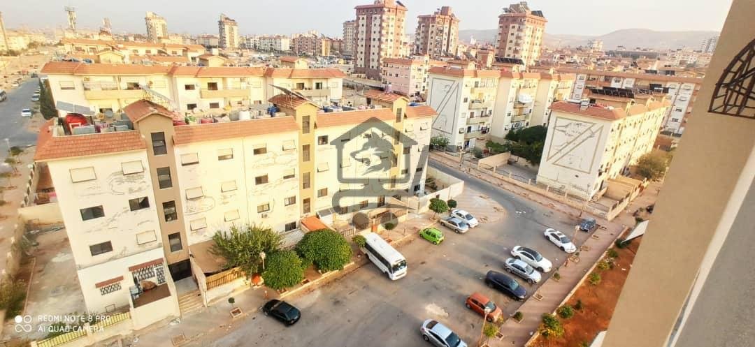 للأجار بيت فاضي بإطلالة مميزة - الصورة 1