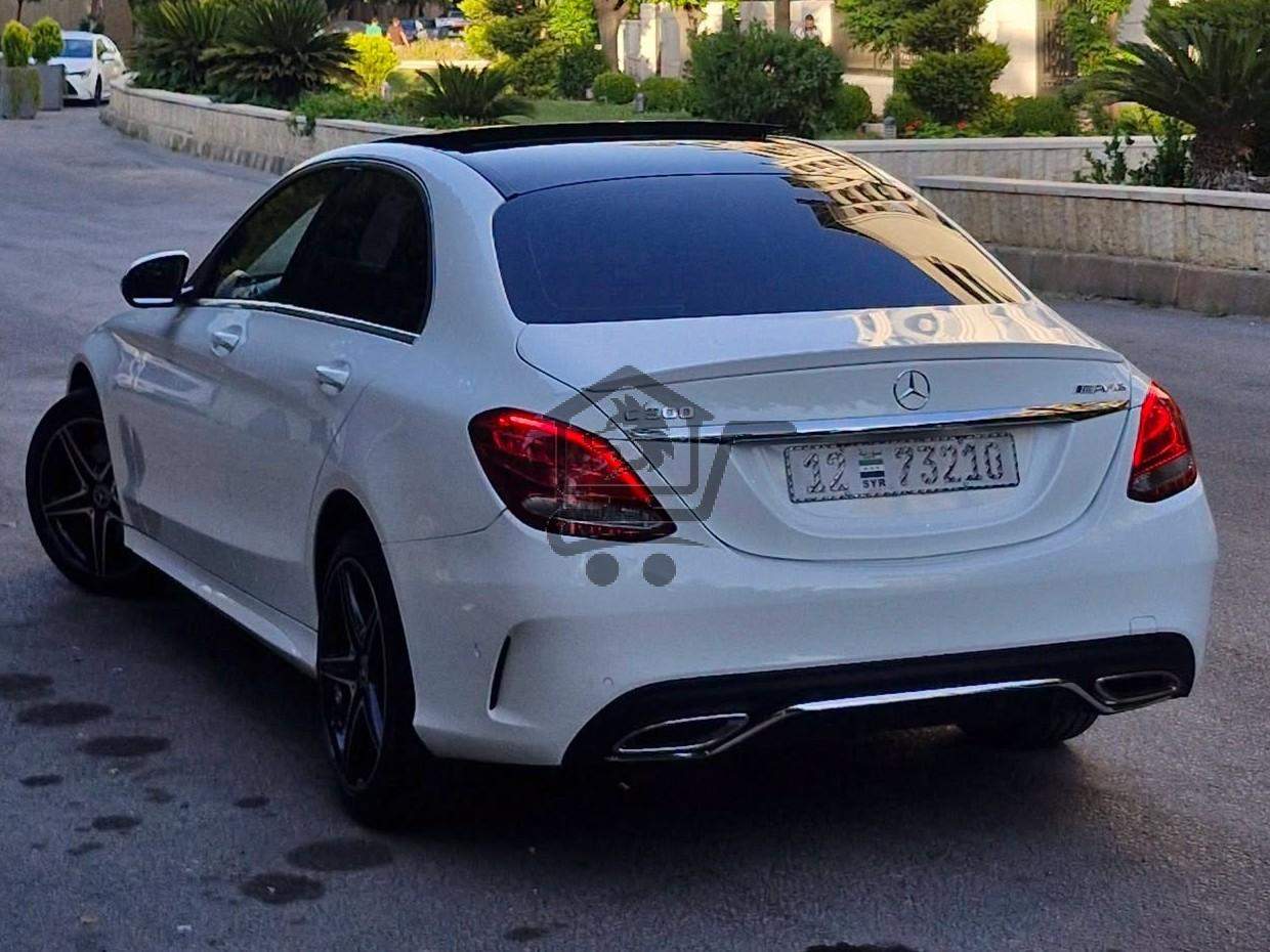 Mercedes C300 2016 - الصورة 2