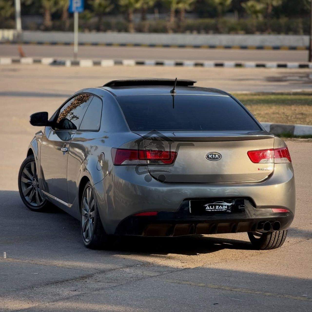 Kia Forte Koup 2010 - الصورة 2