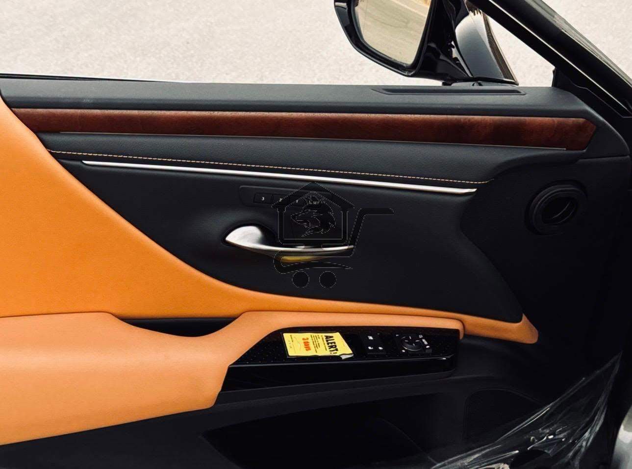 Lexus Ex350 2025 - الصورة 5