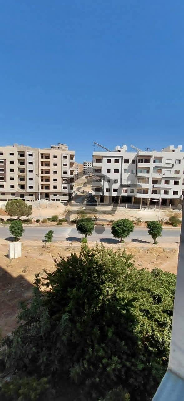 شقة بإطلالة رائعة - الصورة 1