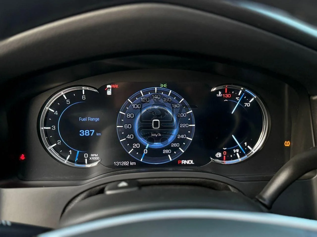 Cadillac Escalade Platinum - الصورة 5