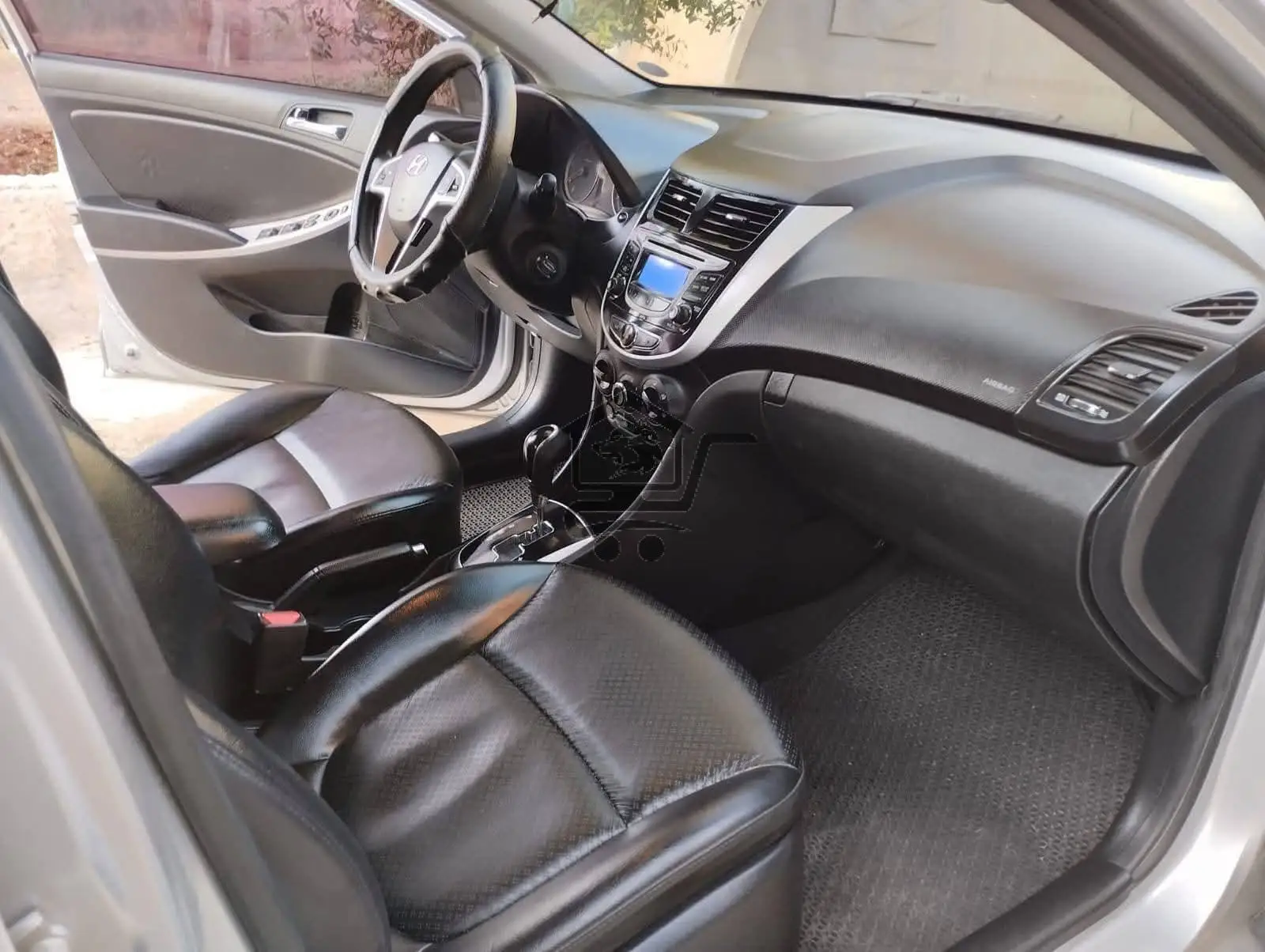 هيونداي اكسنت 2011 - الصورة 3