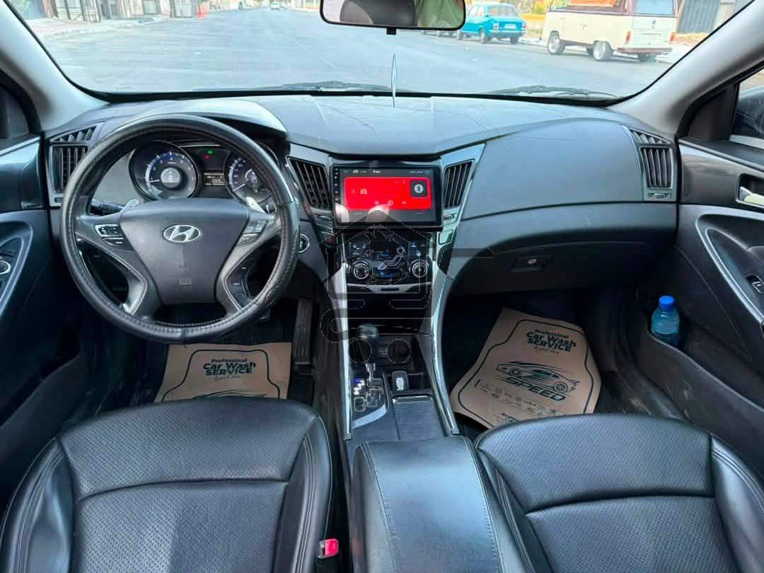 Hyundai Sonata 2011 - الصورة 6