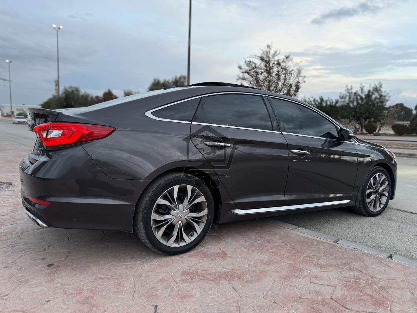 Hyundai Sonata 2015 - الصورة 4