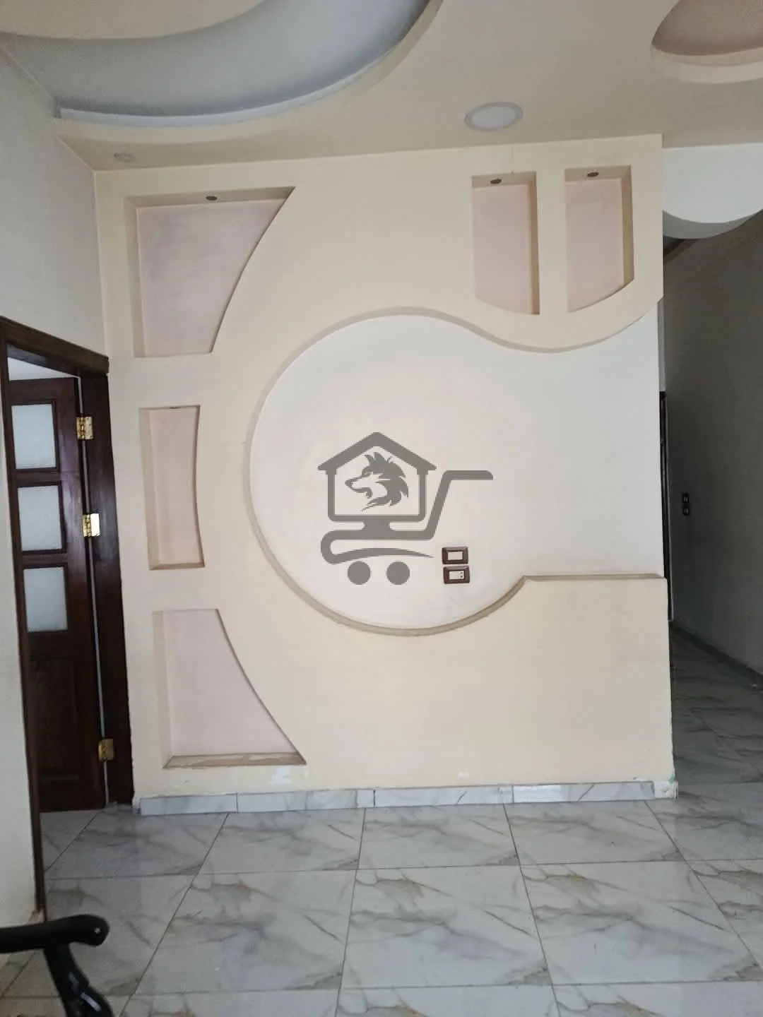 شقة بدون فرش بكسوة جيدة - الصورة 6