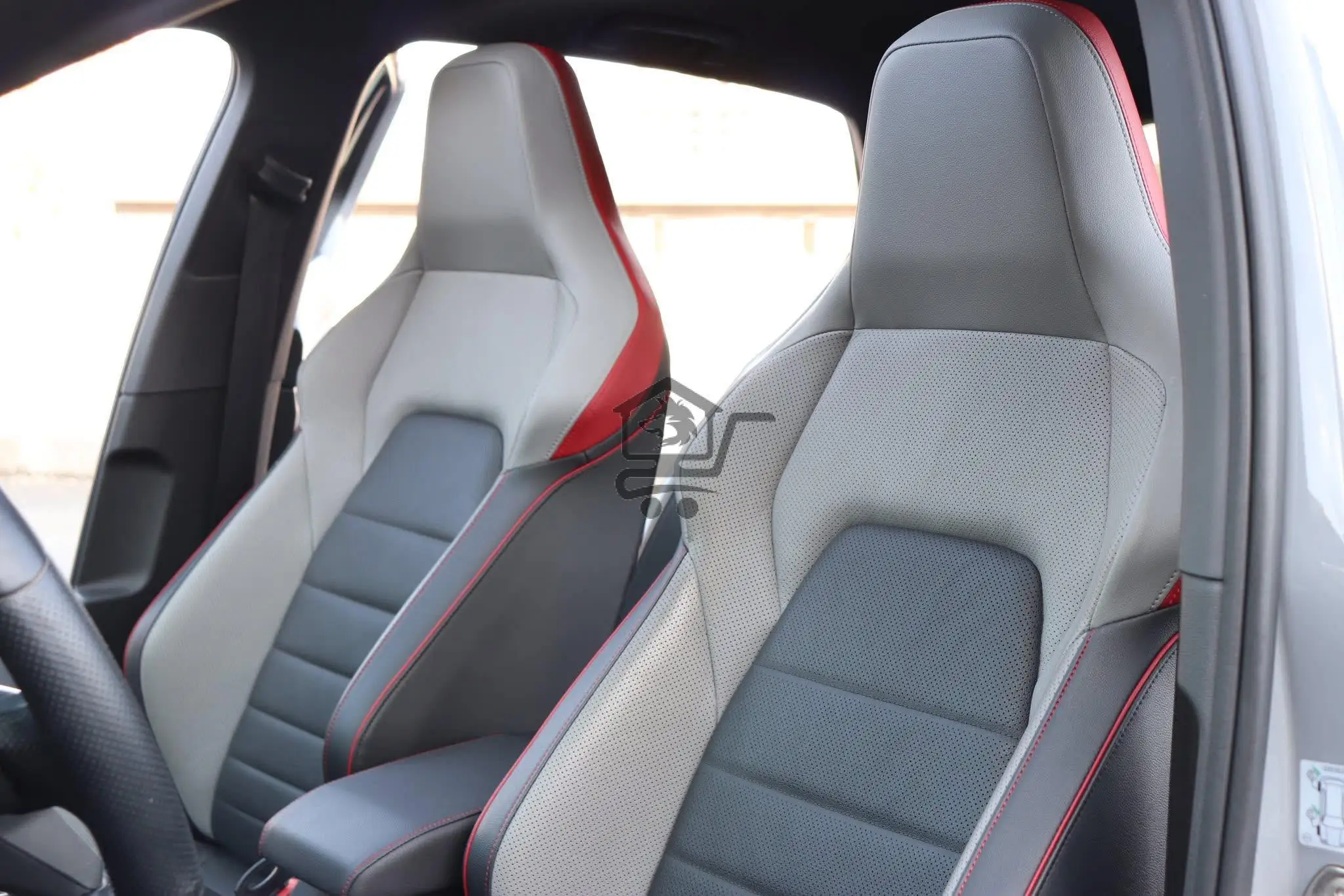 Volkswagen Golf - الصورة 7