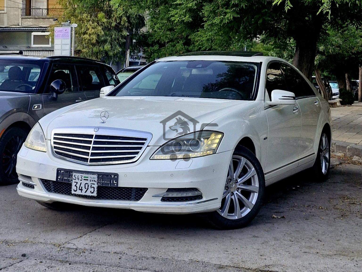 Mercedes-Benz S350 - الصورة 4