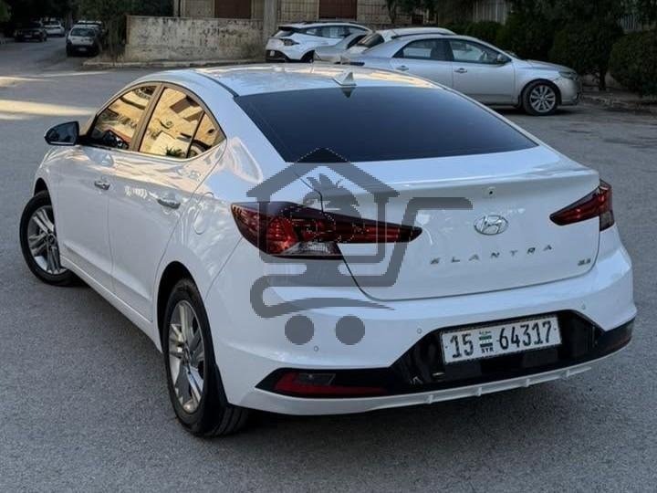 Hyundai Elantra 2020 - الصورة 2