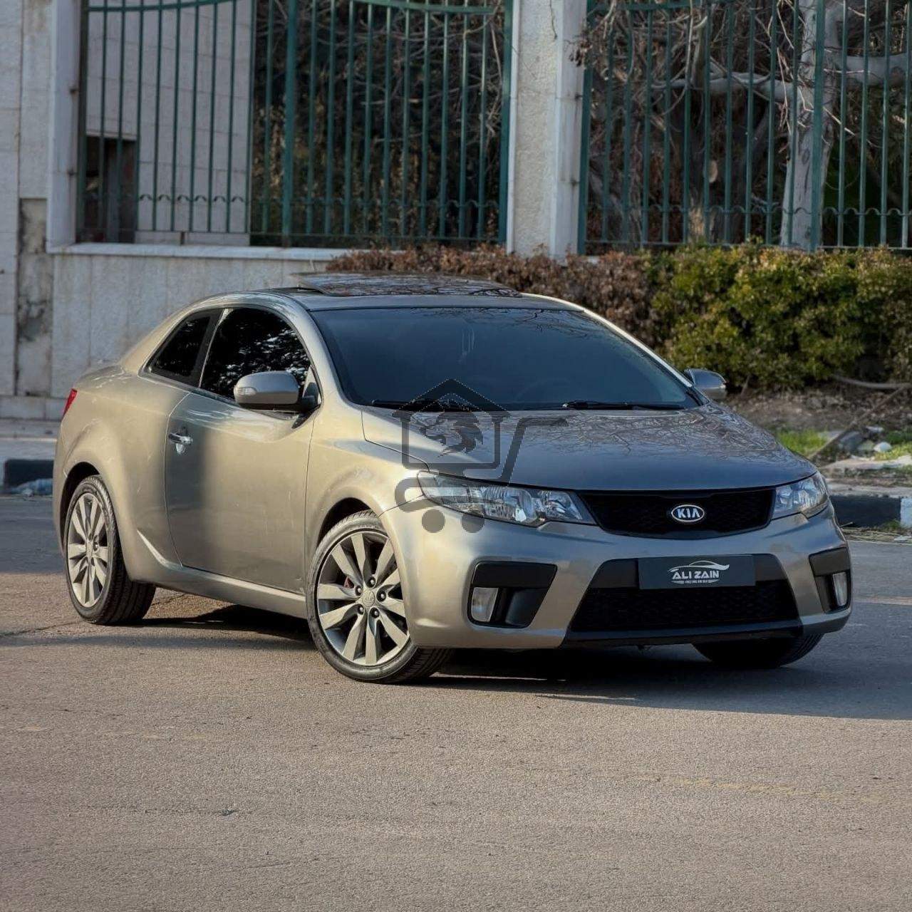 Kia Forte Koup 2010 - الصورة 1