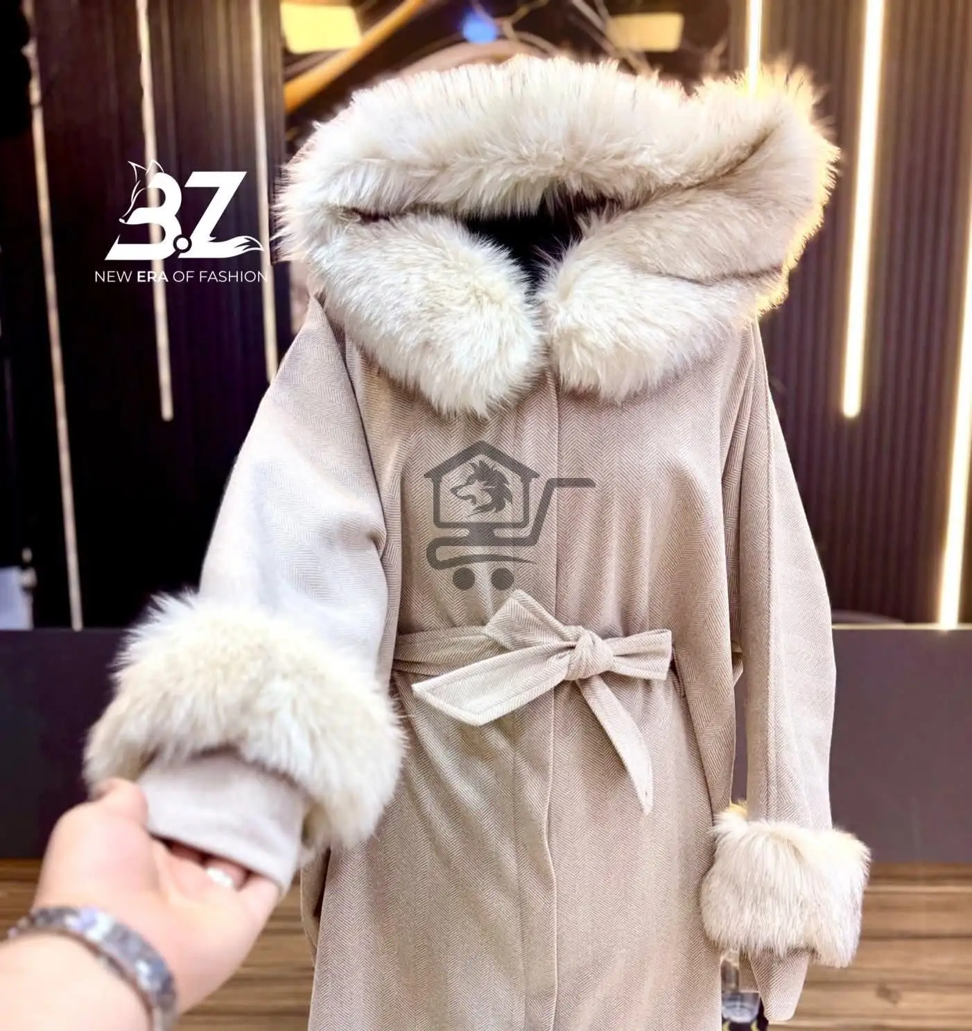 كاب جوخ ايطالي عرايسي - الصورة 3