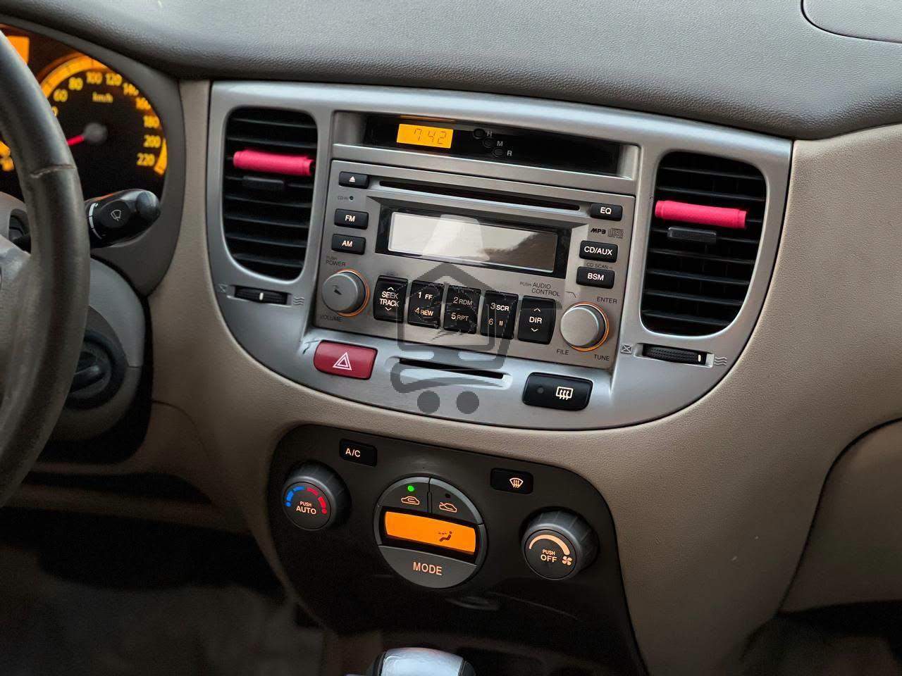 KIA RIO 2009 - الصورة 7