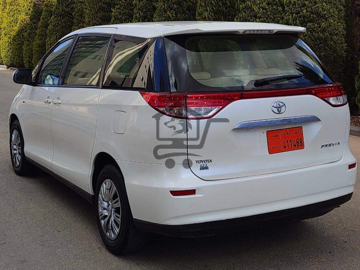 Toyota Previa 2014 - الصورة 2