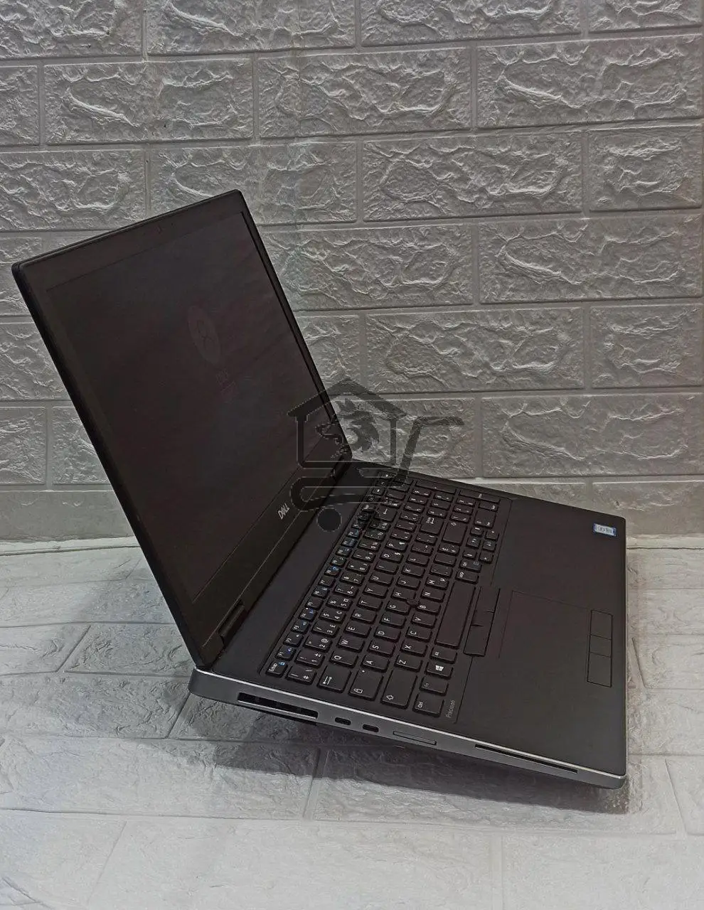 لابتوب الهندسة والتصميم من DELL - الصورة 3