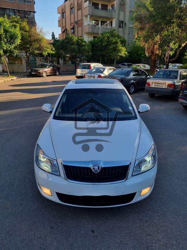 Skoda Oktavia 2010 - الصورة 5