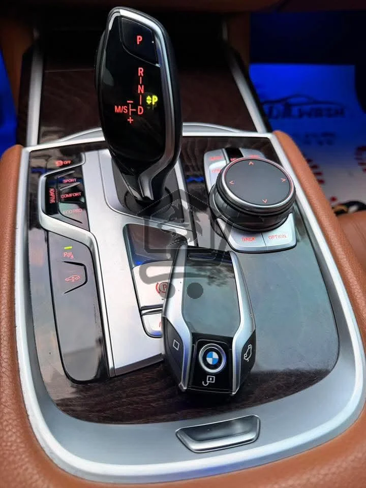 BMW 730 - الصورة 5