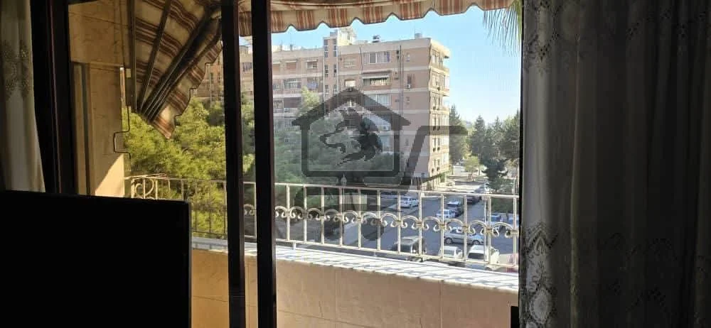 للبيع بيت في شرقي ركن الدين - الصورة 4