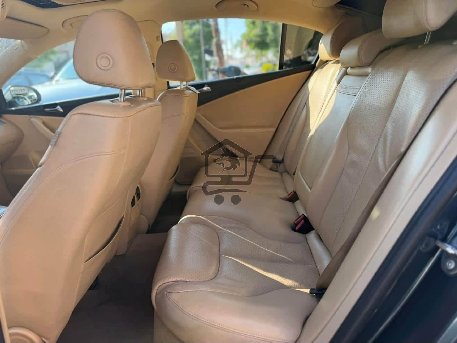 Volkswagen Passat R32 - الصورة 10
