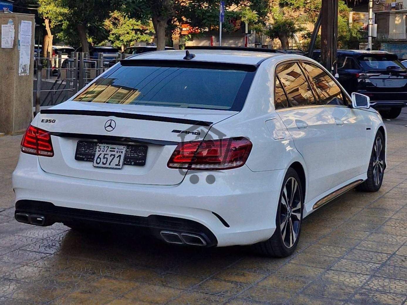 Mercedes-Benz E350 2014 - الصورة 4