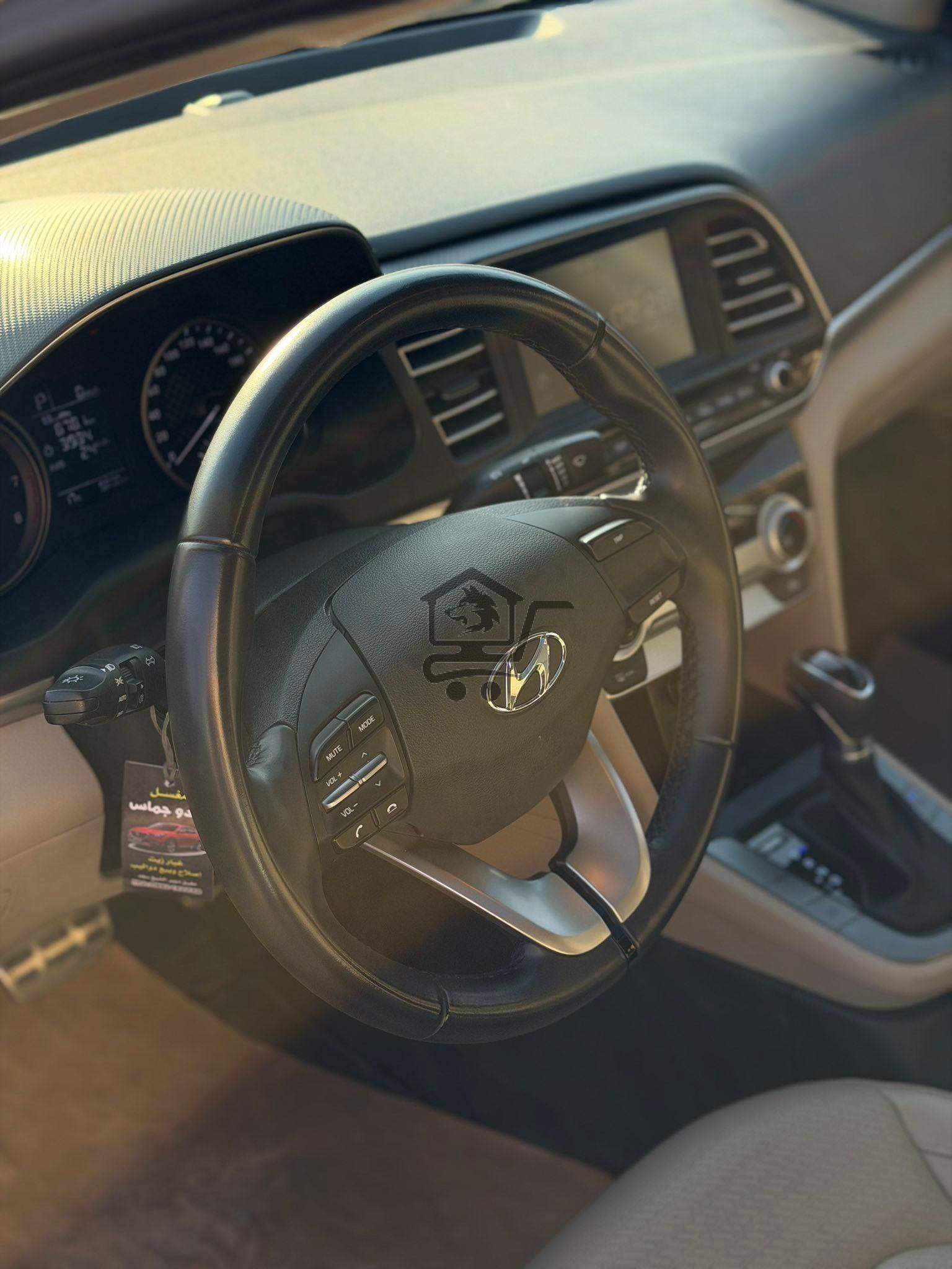 Hyundai Elantra GLS 2020 - الصورة 6