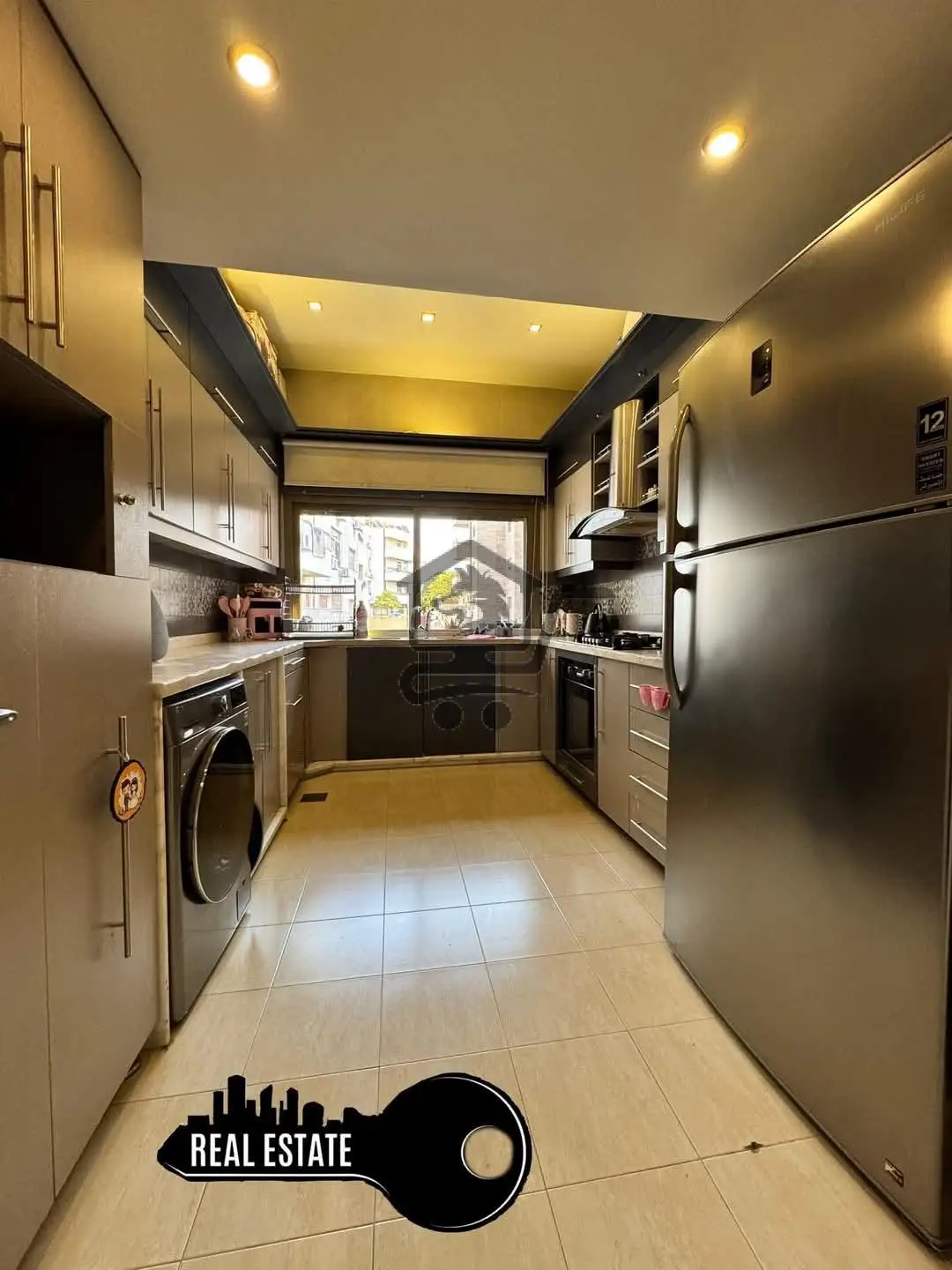 منزل عصري بموقع خدمي - الصورة 3