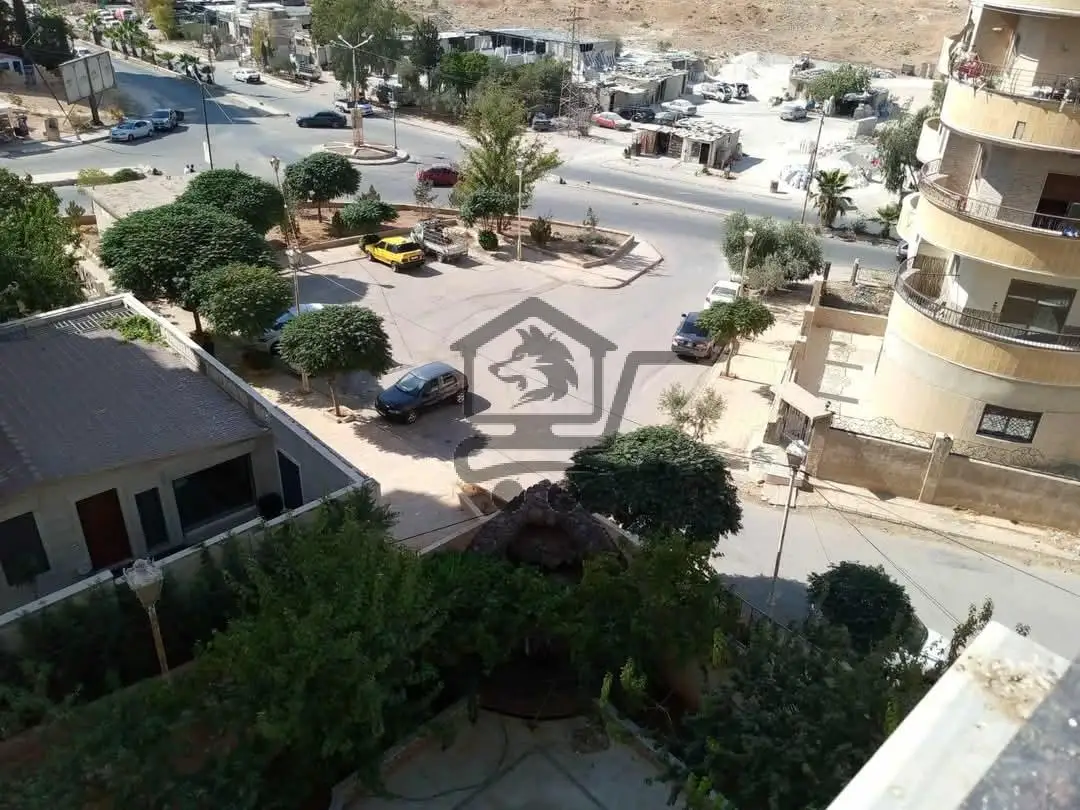 للبيع بيت في ضاحية قدسيا