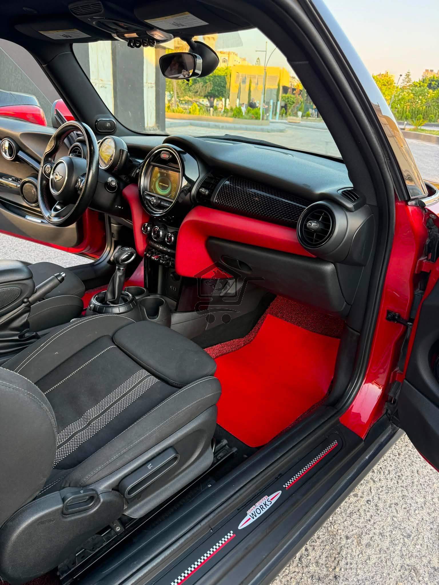 MINI Cooper S JCW - الصورة 9