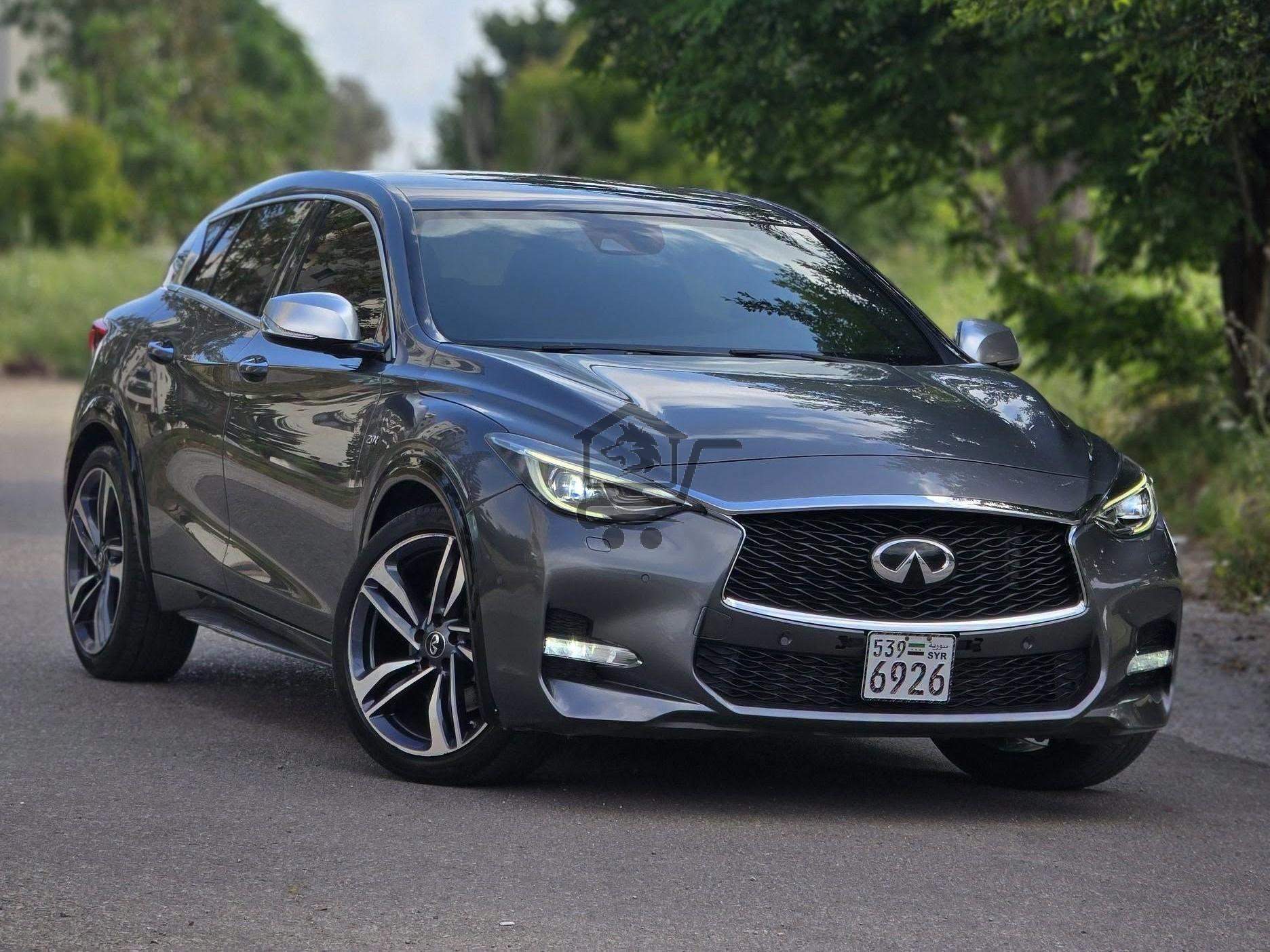 Infiniti Q30s Premium - الصورة 1