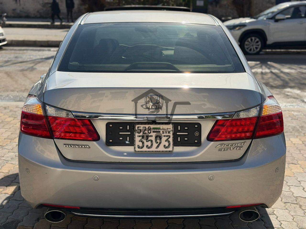 Honda Accord 2013 V6 - الصورة 2