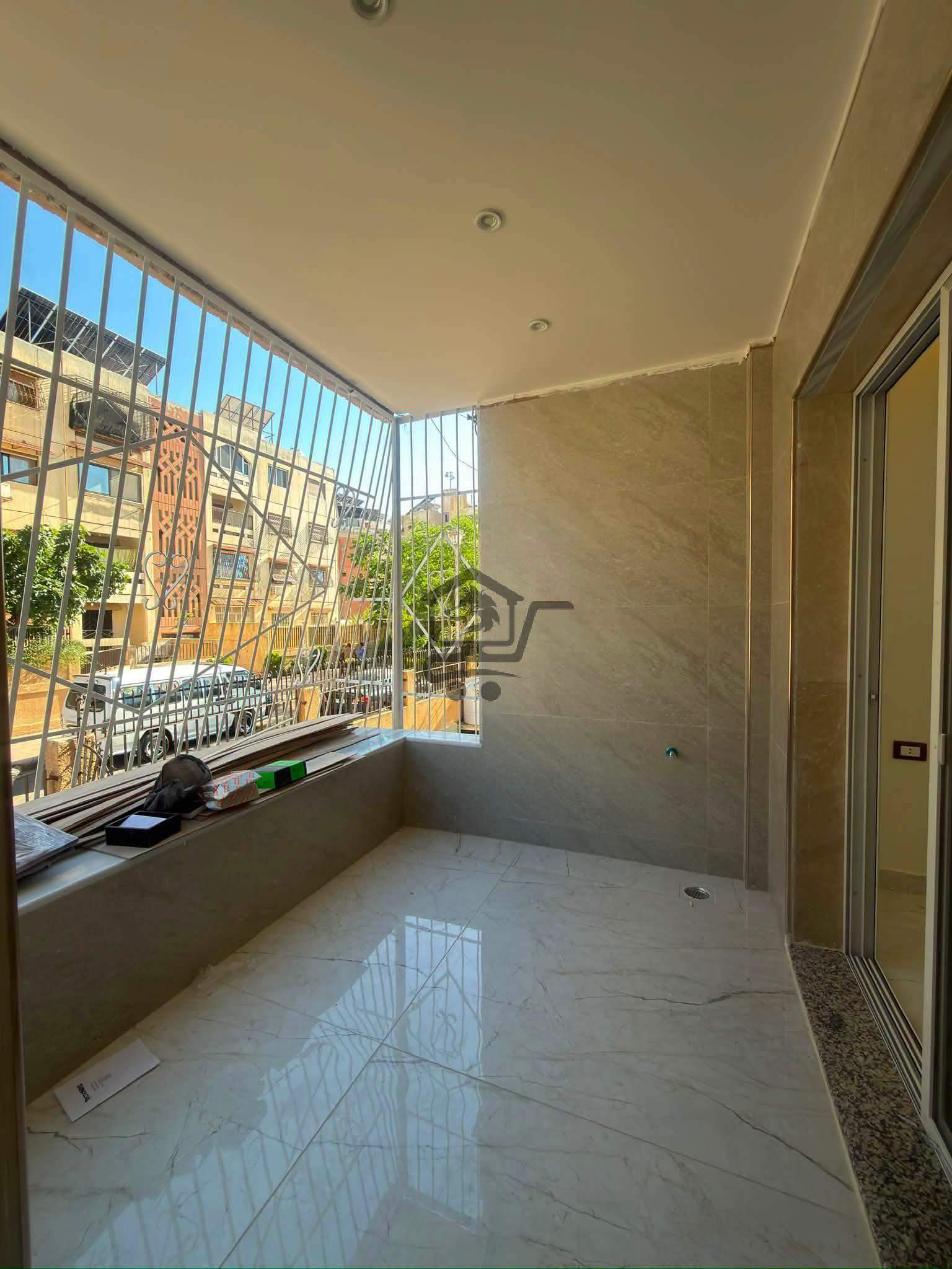منزل فاخر - الصورة 6