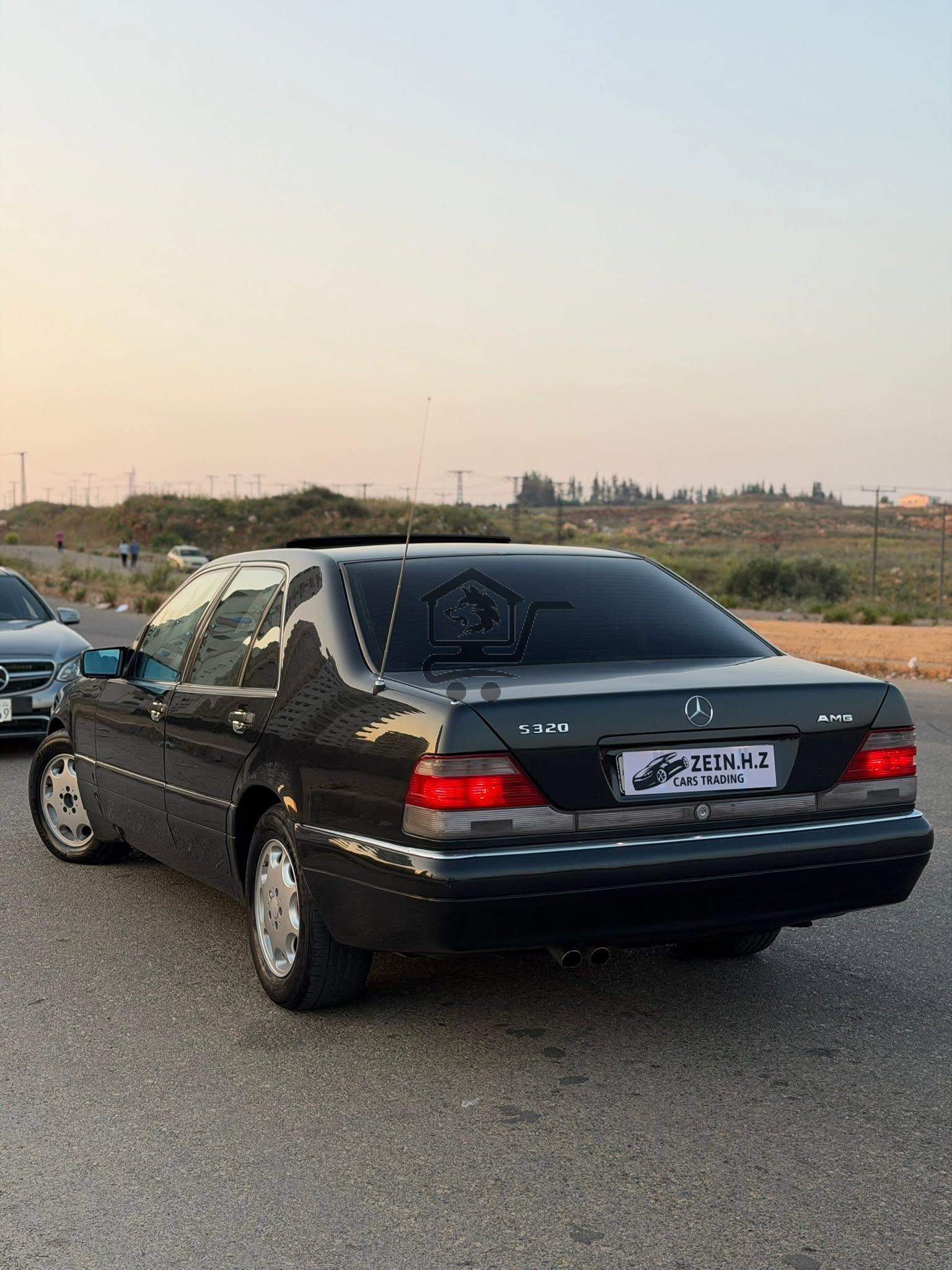 Mercedes-Benz S320 - الصورة 4