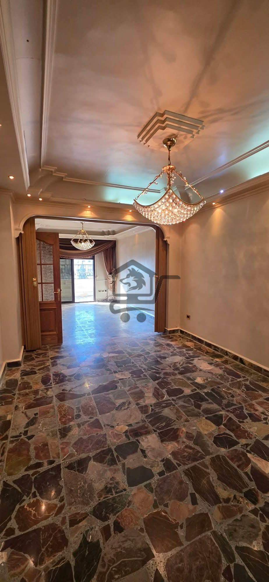 شقة بكسوة جيدة جداً - الصورة 3