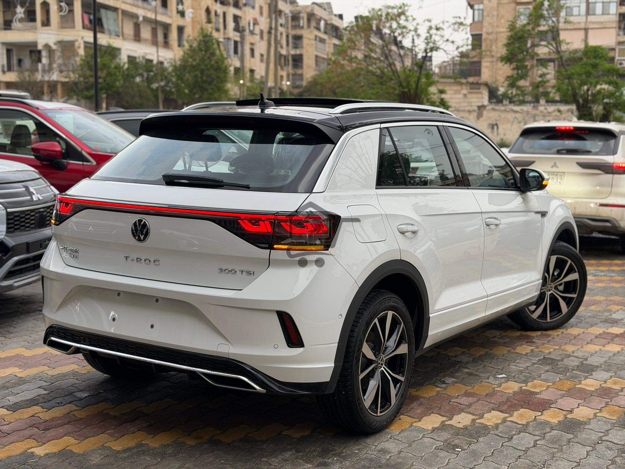 Volkswagen T‑Roc R 2025 - الصورة 2